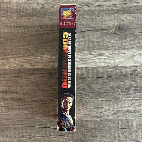 COMMANDO - ARNOLD SCHWARZENEGGER [ VHS ] 20TH CENTURY FOX - Picture 3 of 6